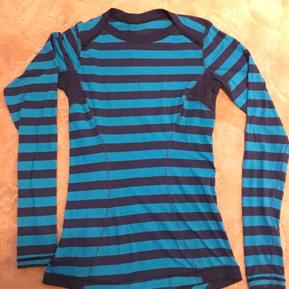 Lululemon long sleeve top.